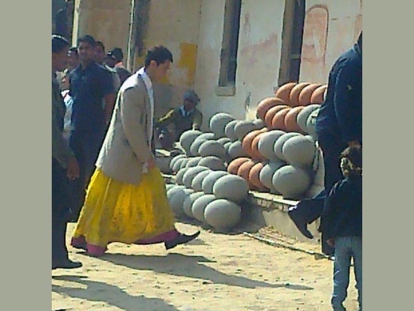 Comfortable Aamir Comfortable Aamir