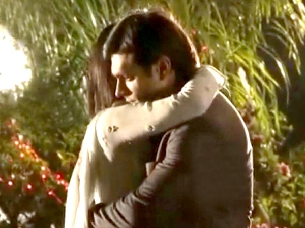 Asya Hug 