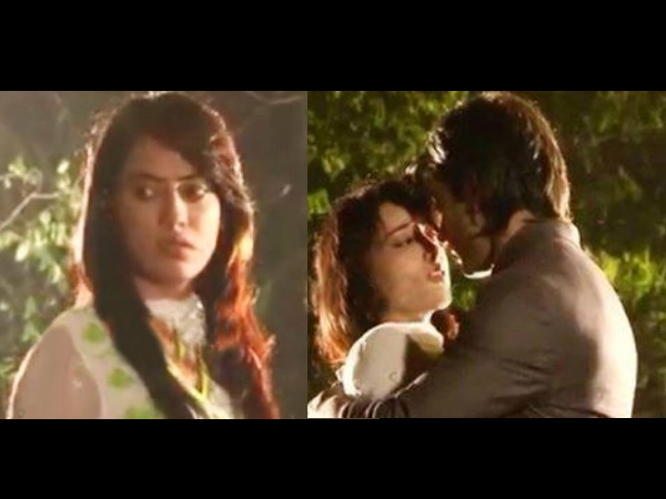 Asya Moment