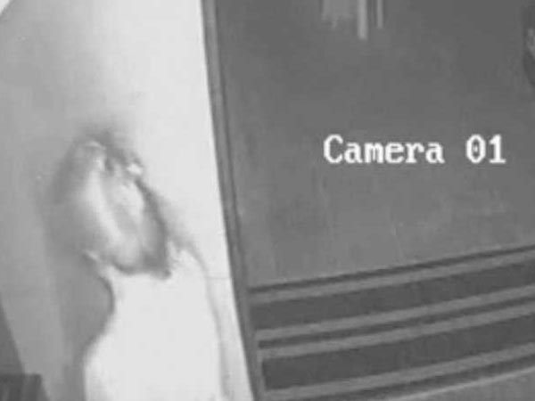 CCTV Captures Aditya Pancholi In Jiah Khan's Apartment CCTV Captures Aditya Pancholi In Jiah Khan's Apartment