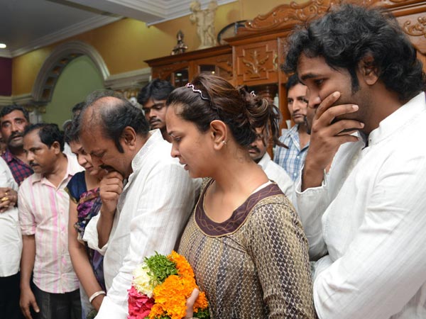 Lakshmi Manchu ‏@LakshmiManchu 