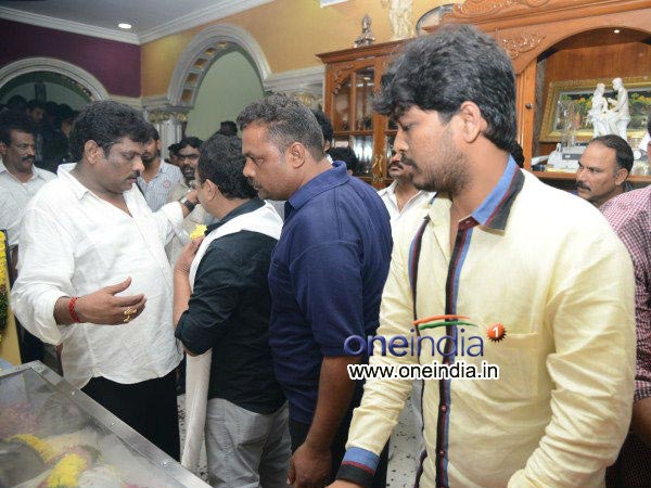 Trisha krishnan ‏@trishtrashers