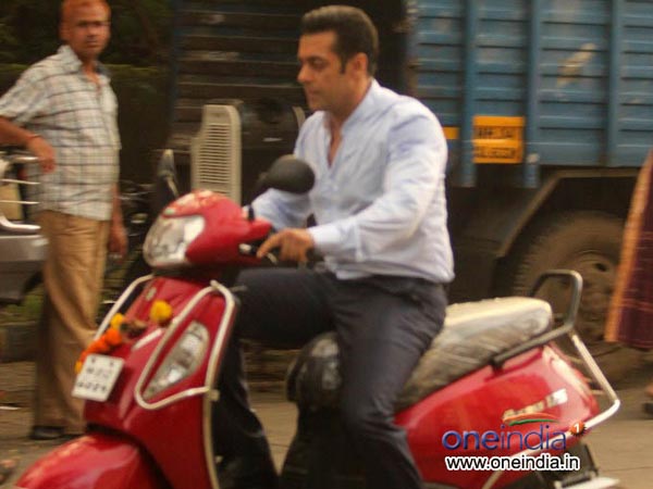 Sallu On A Jolly Ride 