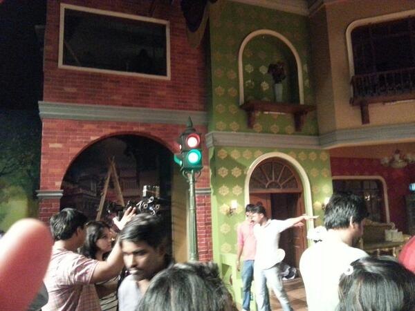 Similar Looking Set Similar Looking Set