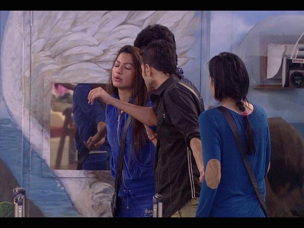 Apurva Tried To Stop 