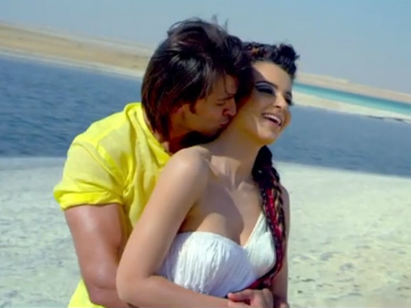 Mrinmoy Bhowmick ‏@mrinmoybhowmick