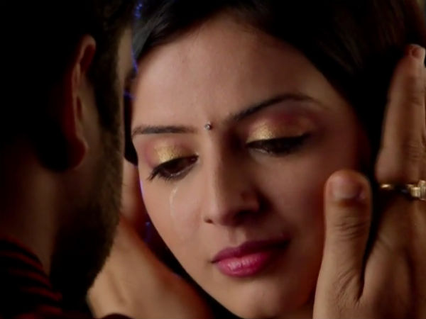 Astha Gets Emotional