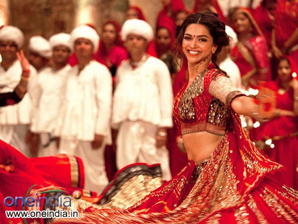 Watch Out Deepika's Garba