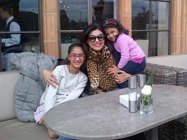 Sushmita With Renee, Alisah Sushmita With Renee, Alisah