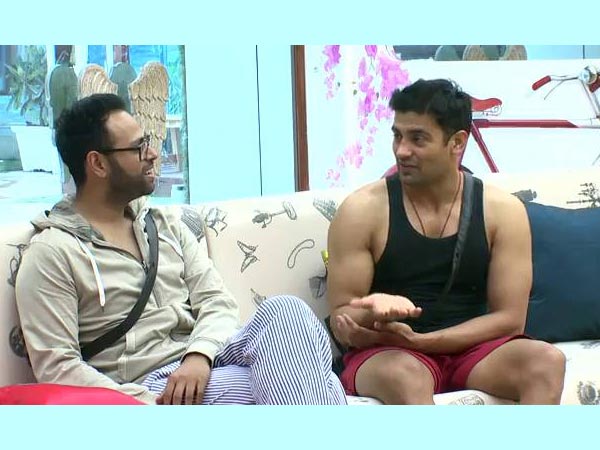 Sangram Singh, VJ Andy