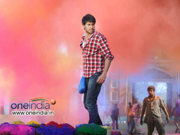 Idlebrain - Rating: 3.25