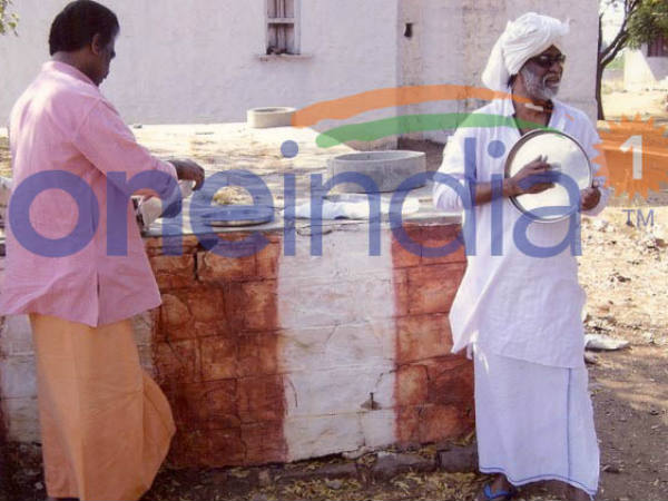 Rajinikanth During A Trip To Mantralayam