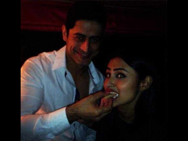 Mohit-Mouni Dating