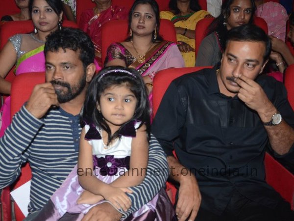 Nikhil 1 ‏@Maheshh_Fan