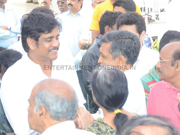 Anuj Gurwara ‏@AnujGurwara