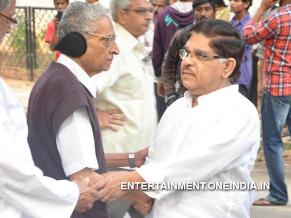 Pix: Telugu Stars Pay Last Respect To ANR