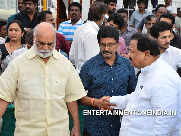 Pix: Telugu Stars Pay Last Respect To ANR