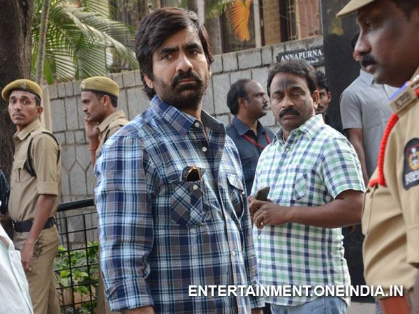 Pix: Telugu Stars Pay Last Respect To ANR