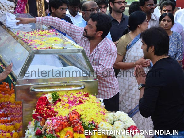 Pix: Telugu Stars Pay Last Respect To ANR