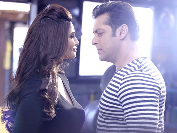 Yash Gupta ‏@yash_gupta09