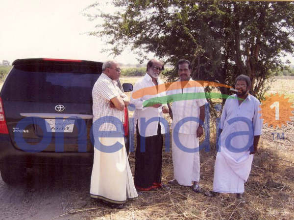 Rajinikanth Started His Journey To Mantralaya