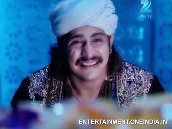 Jalal Prays