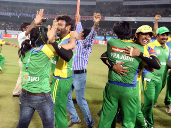 Wickets Fell One After The Other