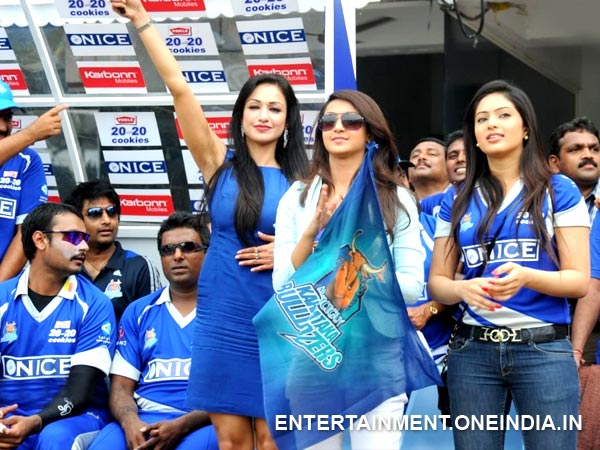 Karnataka Bulldozers Team Karnataka Bulldozers Team