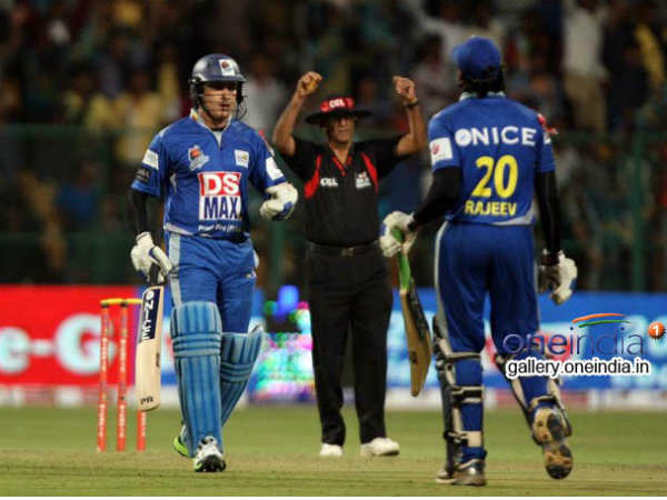 Karnataka Bulldozers Scorecard Karnataka Bulldozers Scorecard