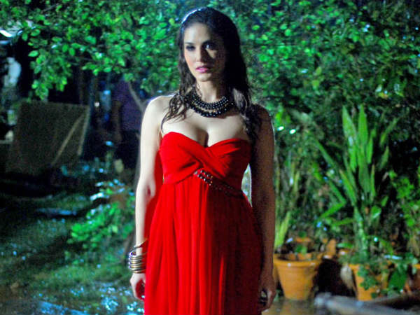 Sunny's Track Well Shot