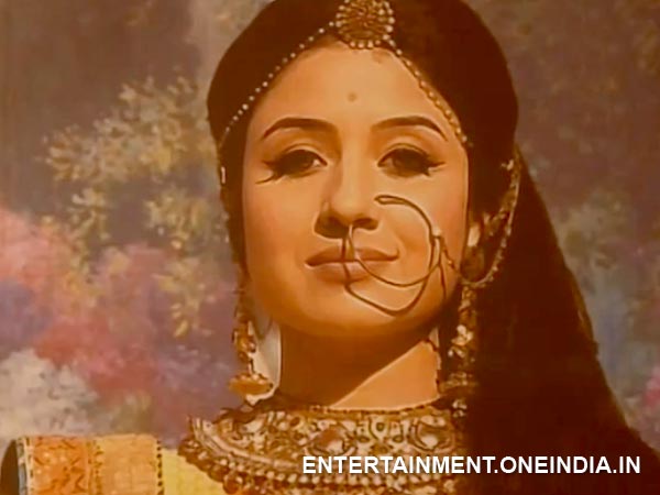 Jalal Talks To Jodha