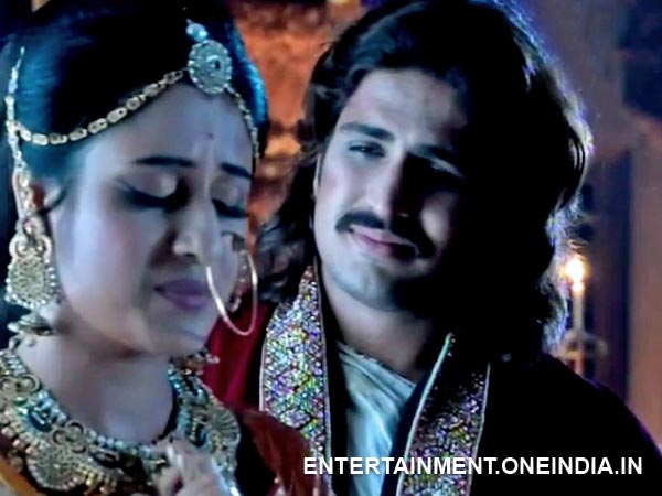 Jodha Returns To Jalal