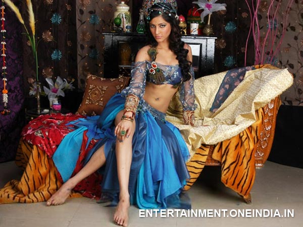 Shruti Hassan's Sensuous Pose For AOD