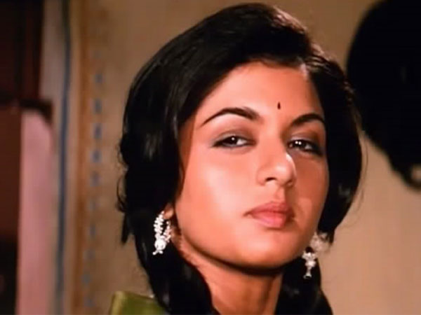 Bhagyashree - Maine Pyaar Kiya (1989)