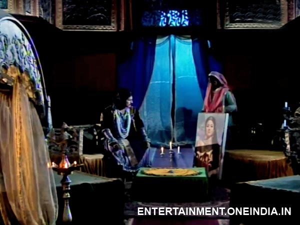 Jalal In Jodha's Chamber