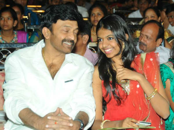 Rajasekhar's Daughter Shivani To Debut In Films With Vanda Ki Vanda Rajasekhar's Daughter Shivani To Debut In Films With Vanda Ki Vanda
