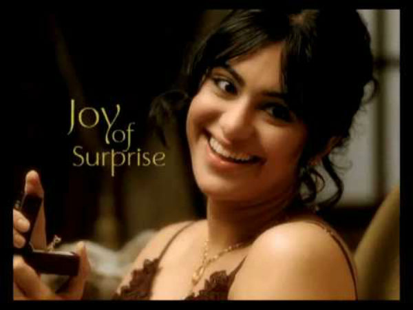 Adah Sharma In Joyalukkas Ad