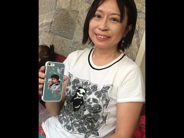 Sudeep's Photo On Junko's Phone Cover 