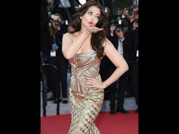 The Famous Cannes Kiss