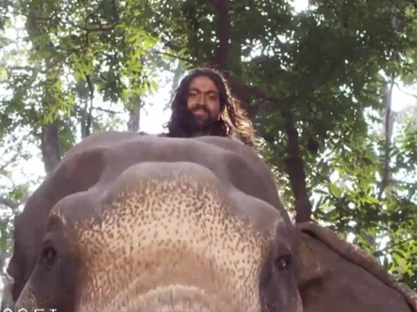 Comedy By Sadhu And Raghu