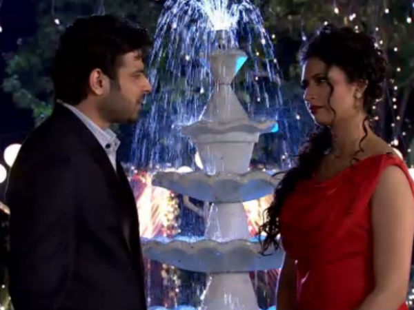 Raman Saves Ishita Raman Saves Ishita