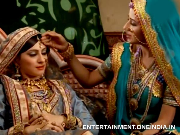 Jodha Takes Care Of Rukhaiya