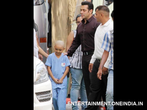 Salman And His Fan