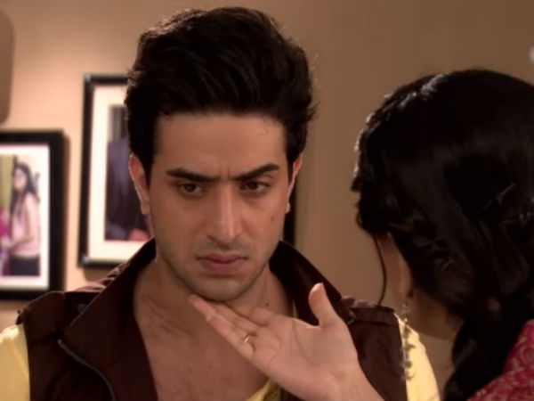 Romi Backs Simmi Romi Backs Simmi