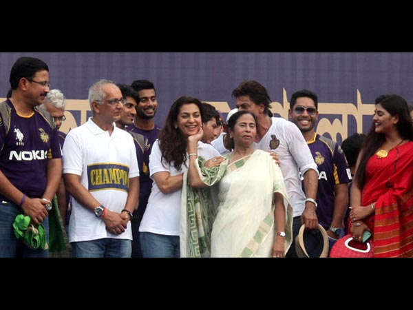 Juhi Chawla And Mamta Banerjee