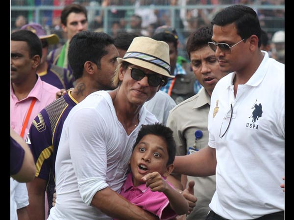 Shahrukh And His Young Fan