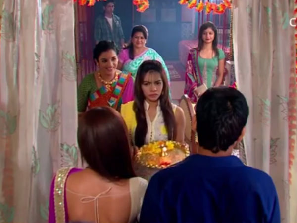 Sweety Performs Aarti