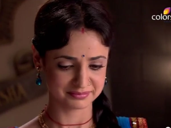 Paro Is Amused Paro Is Amused