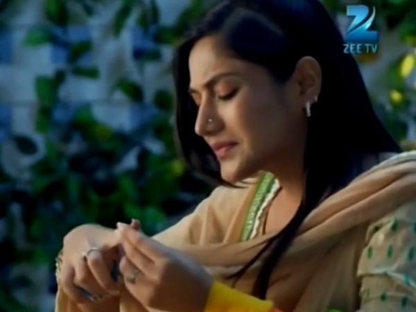 Haya Injures Herself