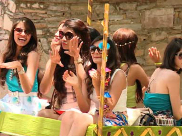 The Gorgeous Girls The Gorgeous Girls